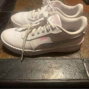 PUMA - WOMENS/JUNIORS CARINA 2.0 WHIPPED DREAMS PASTEL SHOES SIZE 6